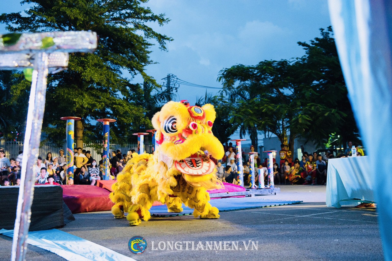Múa lân Trung Thu cho thiếu nhi